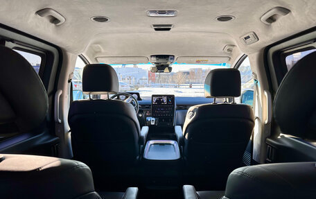 Hyundai Staria, 2022 год, 5 600 000 рублей, 7 фотография