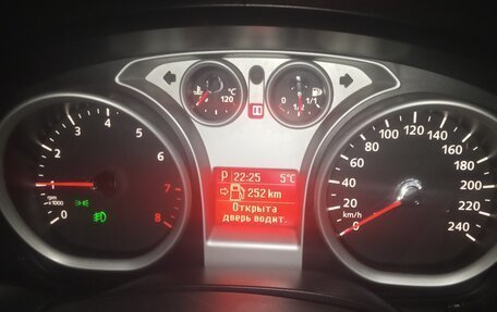 Ford Focus II рестайлинг, 2011 год, 630 000 рублей, 17 фотография