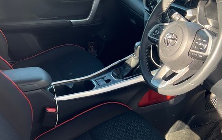Toyota Raize I, 2022 год, 2 950 000 рублей, 8 фотография