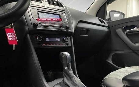 Volkswagen Polo VI (EU Market), 2015 год, 1 023 000 рублей, 19 фотография