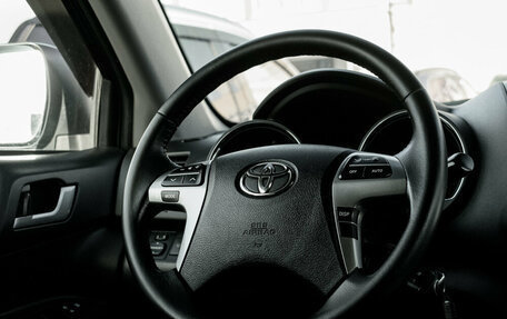 Toyota Highlander III, 2012 год, 2 150 000 рублей, 12 фотография