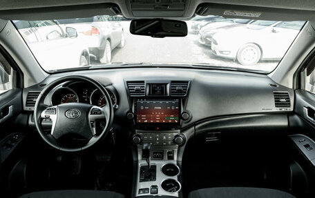 Toyota Highlander III, 2012 год, 2 150 000 рублей, 10 фотография