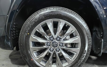 Toyota Land Cruiser, 2025 год, 14 000 000 рублей, 9 фотография