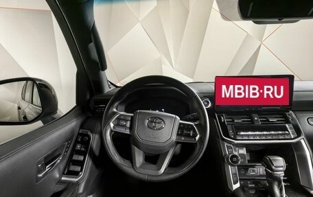 Toyota Land Cruiser, 2025 год, 14 000 000 рублей, 20 фотография