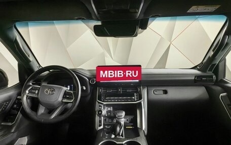 Toyota Land Cruiser, 2025 год, 14 000 000 рублей, 14 фотография