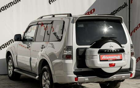 Mitsubishi Pajero IV, 2014 год, 2 680 000 рублей, 3 фотография