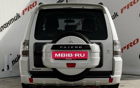Mitsubishi Pajero IV, 2014 год, 2 680 000 рублей, 4 фотография