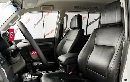 Mitsubishi Pajero IV, 2014 год, 2 680 000 рублей, 9 фотография