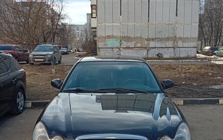 Hyundai Sonata IV рестайлинг, 2005 год, 400 000 рублей, 1 фотография
