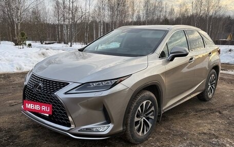 Lexus RX IV рестайлинг, 2019 год, 4 900 000 рублей, 2 фотография