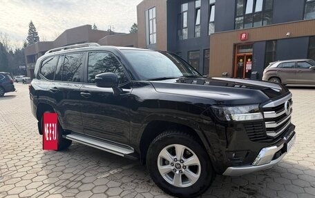 Toyota Land Cruiser, 2023 год, 12 000 000 рублей, 3 фотография