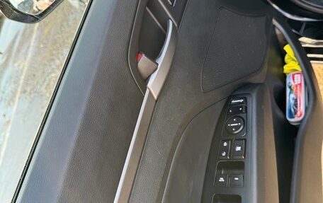 Hyundai Elantra VI рестайлинг, 2016 год, 1 900 000 рублей, 18 фотография