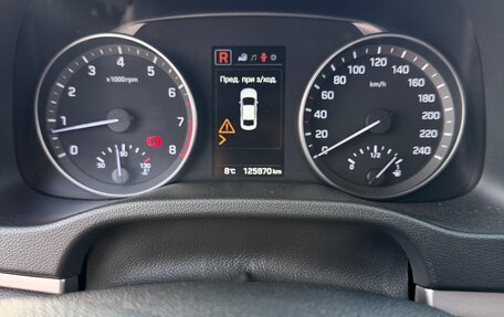 Hyundai Elantra VI рестайлинг, 2016 год, 1 900 000 рублей, 29 фотография