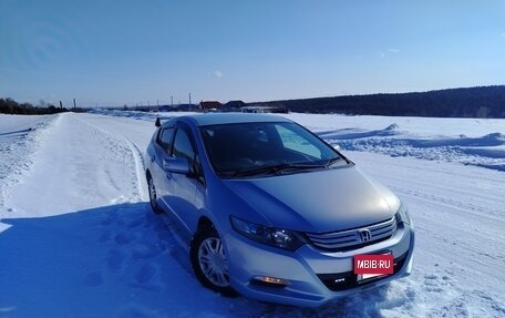 Honda Insight II рестайлинг, 2010 год, 950 000 рублей, 3 фотография