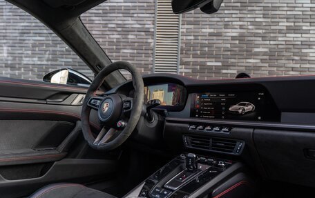 Porsche 911, 2025 год, 27 690 000 рублей, 21 фотография