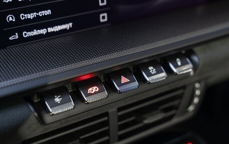 Porsche 911, 2025 год, 27 690 000 рублей, 23 фотография