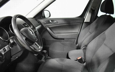 Skoda Yeti I рестайлинг, 2014 год, 997 900 рублей, 10 фотография