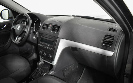 Skoda Yeti I рестайлинг, 2014 год, 997 900 рублей, 12 фотография