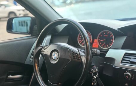 BMW 5 серия, 2004 год, 1 100 000 рублей, 18 фотография