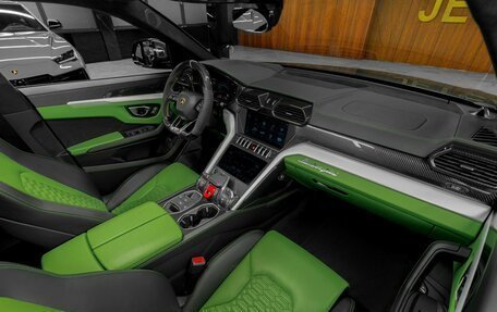 Lamborghini Urus I, 2019 год, 20 000 000 рублей, 30 фотография