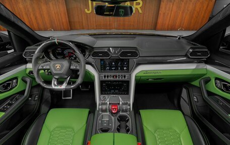 Lamborghini Urus I, 2019 год, 20 000 000 рублей, 24 фотография