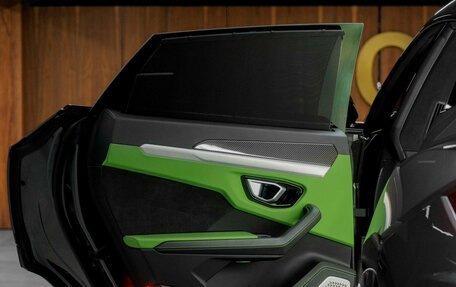 Lamborghini Urus I, 2019 год, 20 000 000 рублей, 36 фотография