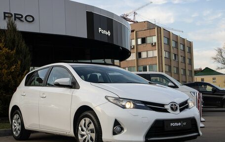 Toyota Auris II, 2014 год, 1 148 000 рублей, 2 фотография