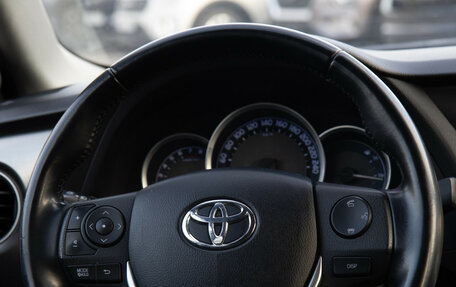 Toyota Auris II, 2014 год, 1 148 000 рублей, 13 фотография