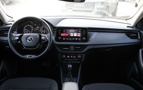 Skoda Rapid II, 2022 год, 1 788 000 рублей, 11 фотография