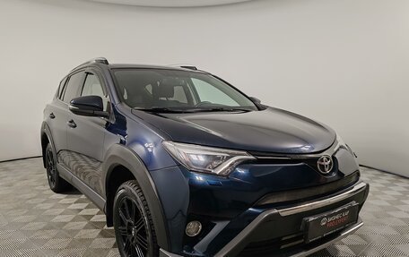 Toyota RAV4, 2018 год, 2 770 000 рублей, 3 фотография