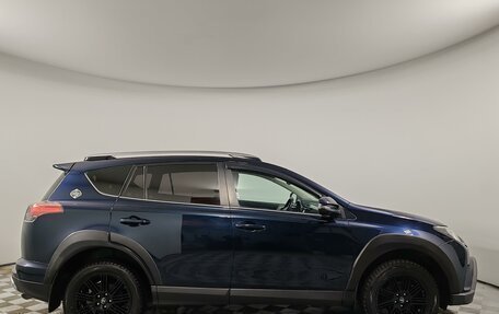 Toyota RAV4, 2018 год, 2 770 000 рублей, 4 фотография