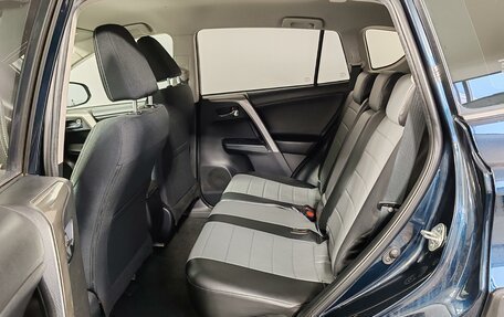 Toyota RAV4, 2018 год, 2 770 000 рублей, 12 фотография