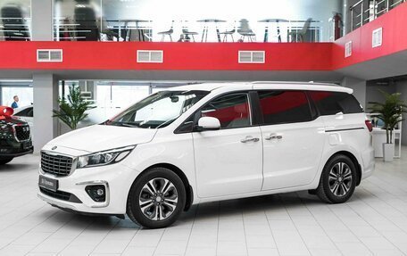 KIA Carnival III, 2019 год, 2 500 000 рублей, 1 фотография