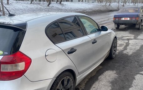 BMW 1 серия, 2006 год, 799 000 рублей, 3 фотография