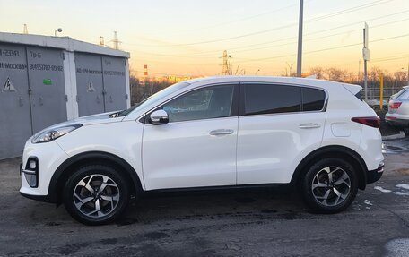 KIA Sportage IV рестайлинг, 2020 год, 2 375 000 рублей, 3 фотография