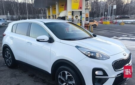 KIA Sportage IV рестайлинг, 2020 год, 2 375 000 рублей, 2 фотография
