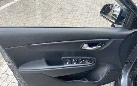 KIA Rio IV, 2018 год, 1 230 000 рублей, 12 фотография