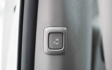 KIA Carnival III, 2019 год, 2 500 000 рублей, 17 фотография