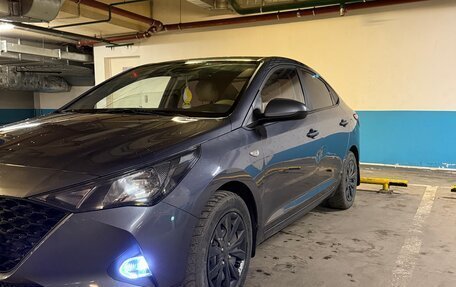 Hyundai Solaris II рестайлинг, 2021 год, 1 650 000 рублей, 3 фотография