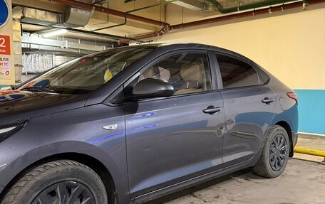 Hyundai Solaris II рестайлинг, 2021 год, 1 650 000 рублей, 4 фотография