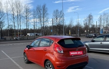 Ford Fiesta, 2015 год, 800 000 рублей, 4 фотография