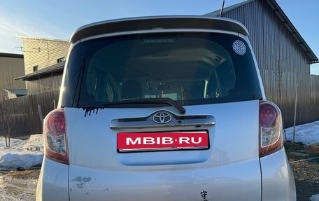 Toyota Ractis I, 2009 год, 700 000 рублей, 5 фотография