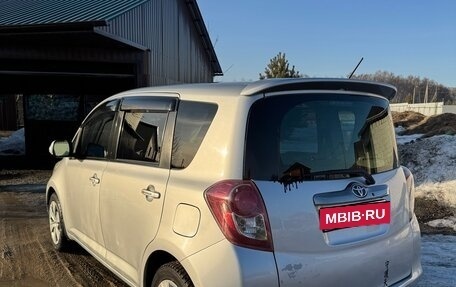 Toyota Ractis I, 2009 год, 700 000 рублей, 4 фотография