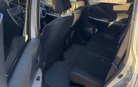 Toyota Ractis I, 2009 год, 700 000 рублей, 14 фотография