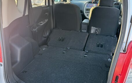 Toyota Ractis I, 2009 год, 700 000 рублей, 17 фотография