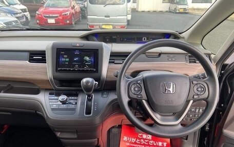 Honda Freed II, 2022 год, 1 371 000 рублей, 14 фотография