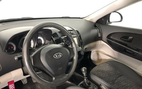 KIA cee'd I рестайлинг, 2009 год, 408 000 рублей, 6 фотография