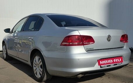 Volkswagen Passat B7, 2011 год, 880 000 рублей, 7 фотография