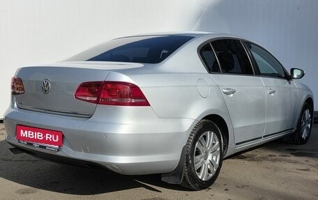 Volkswagen Passat B7, 2011 год, 880 000 рублей, 5 фотография