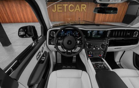 Rolls-Royce Cullinan, 2025 год, 78 125 000 рублей, 18 фотография